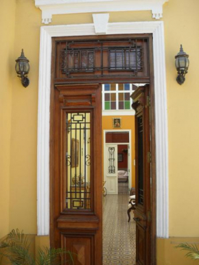 Residencial Miraflores B&B